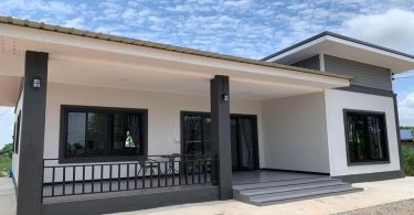 11 One-Story Houses With Simple but Beautiful Designs
