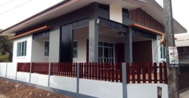 These are the single storey house designs that can be built above 100 square meters living area. These houses consist of 2 bedrooms, 1-2 bathroom, living area, dining area, and a kitchen.  Let's take a look at these three house designs for your inspiration.