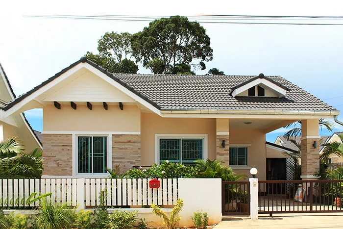 These house plans have 1-3 bedrooms,1-2 bathrooms, dining room/living room, and a kitchen. The usable area is under 120 square meters,  the construction in Thailand will fall to approximately 1.5 million baht or 47,000 in  US dollars. Anyone looking for a small house idea, try to apply this as a guide to it.