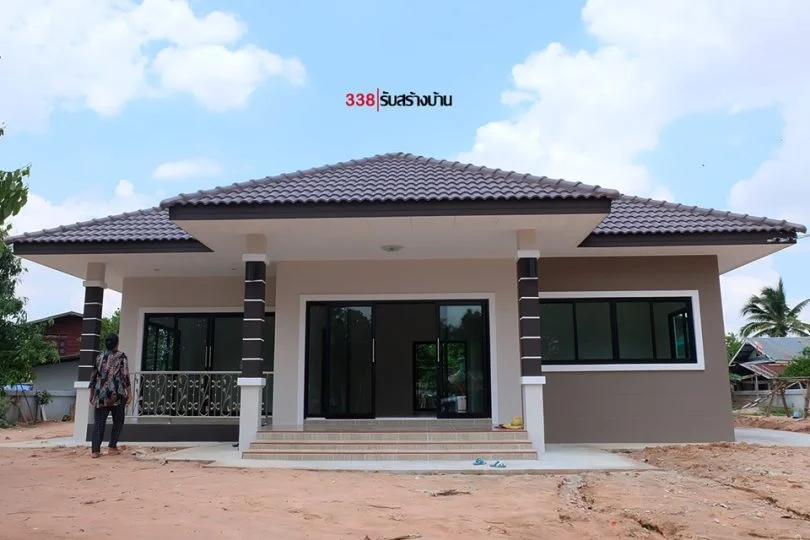 Be Inspired With These 5 Beautiful Single-Story Houses With Floor Plans!